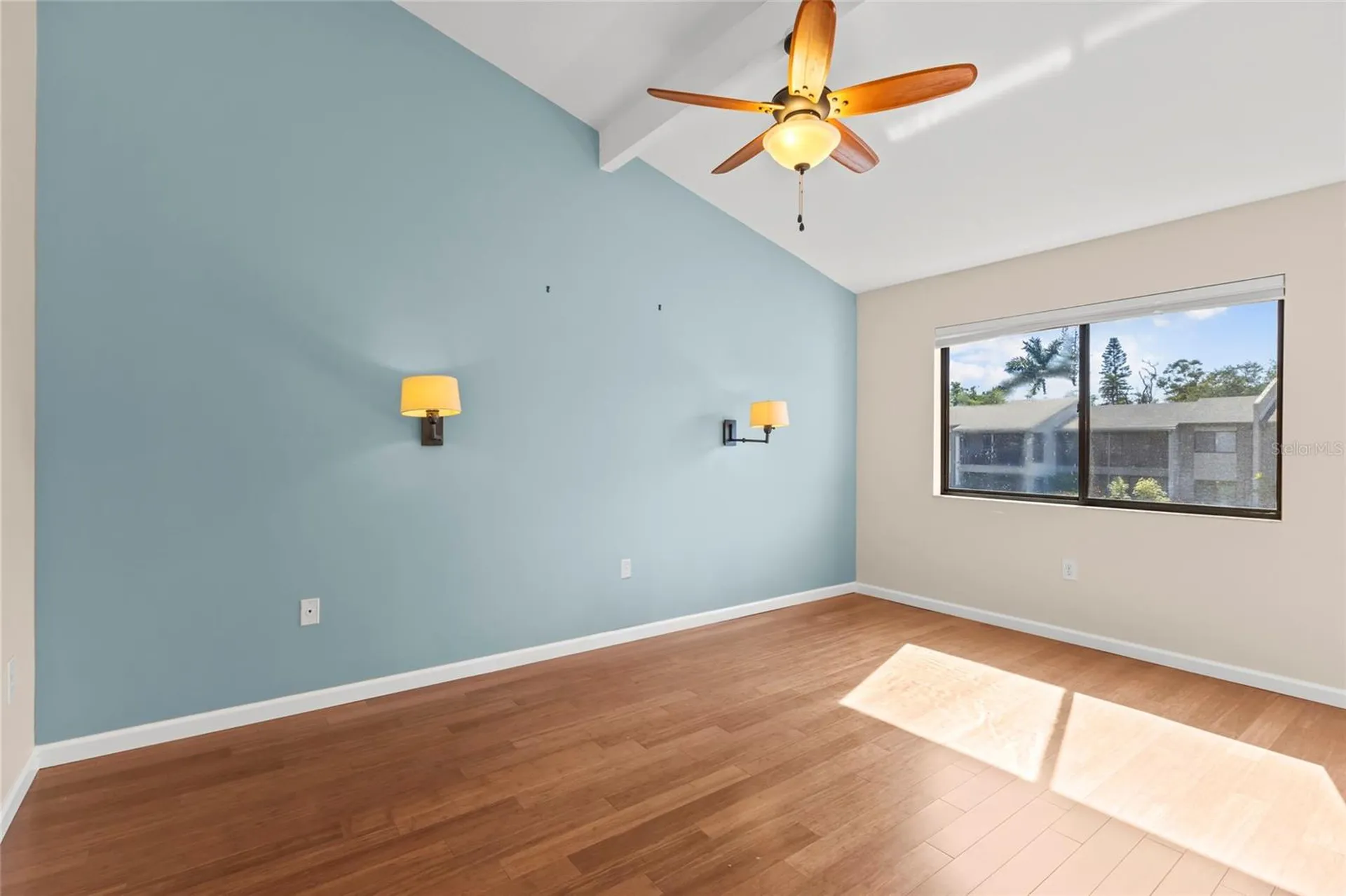 1512 Pelican Cove Road Sarasota FL 34231