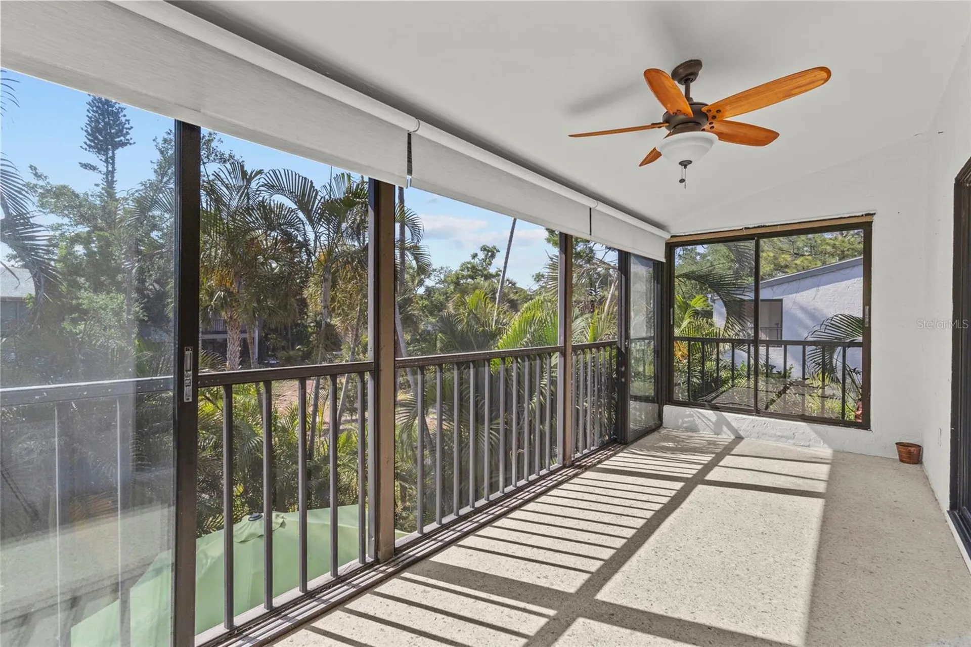 1512 Pelican Cove Road Sarasota FL 34231