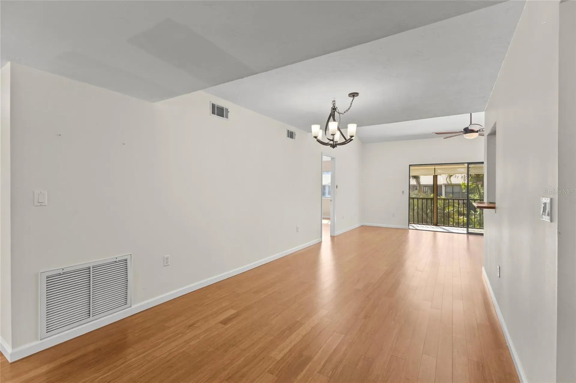 1512 Pelican Cove Road Sarasota FL 34231