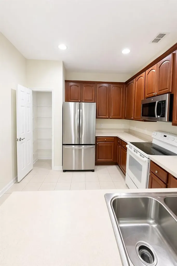 1431 Shallcross Avenue Orlando FL 32828