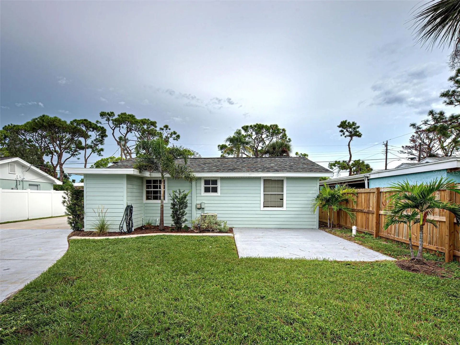 415 Yale Street Englewood FL 34223