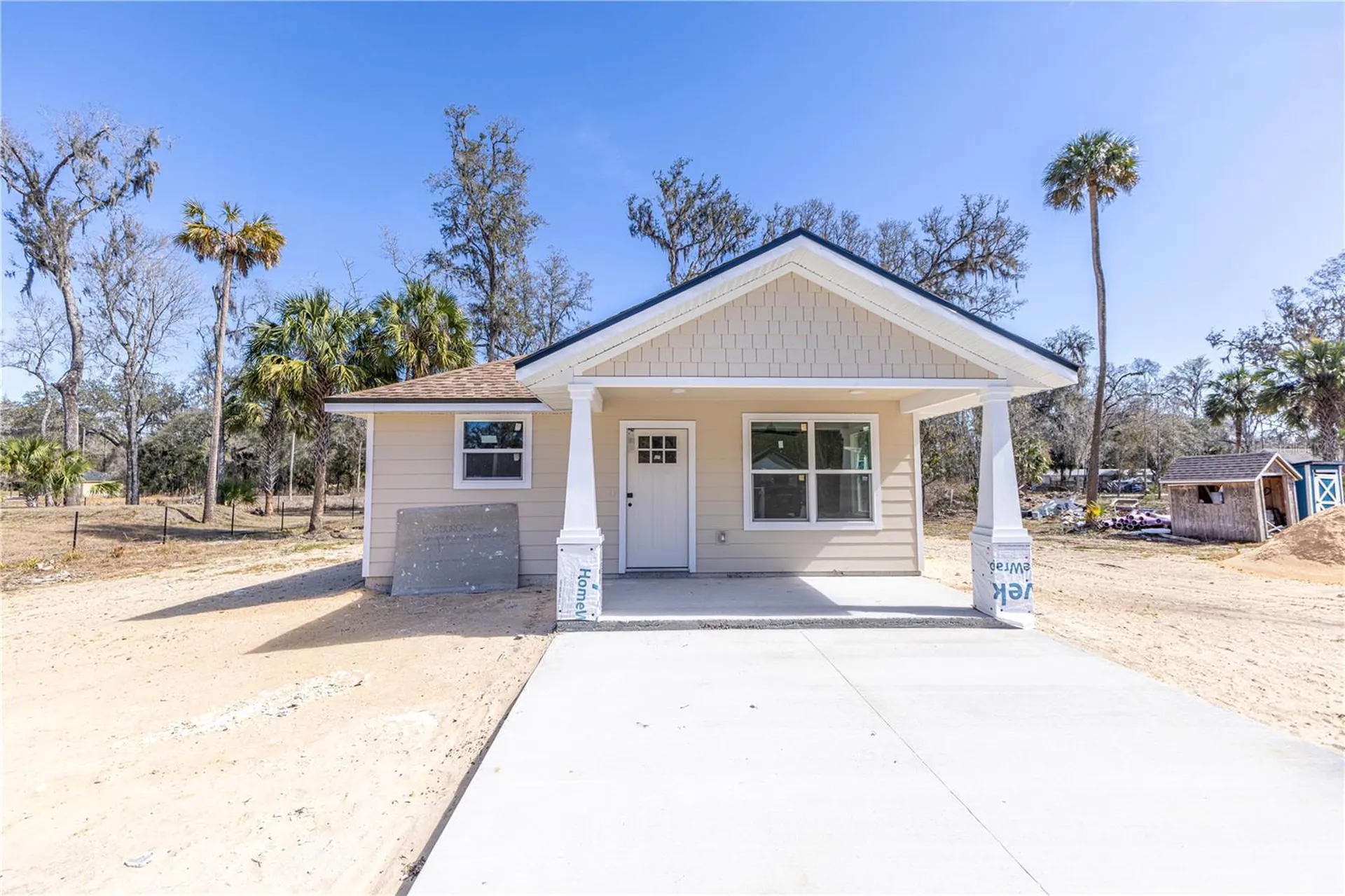 2381 Cr 423 Lake Panasoffkee FL 33538