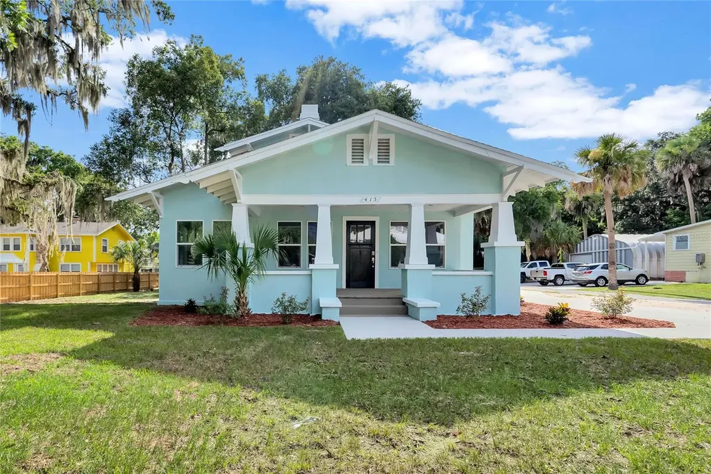 415 S 9th Street Leesburg FL 34748