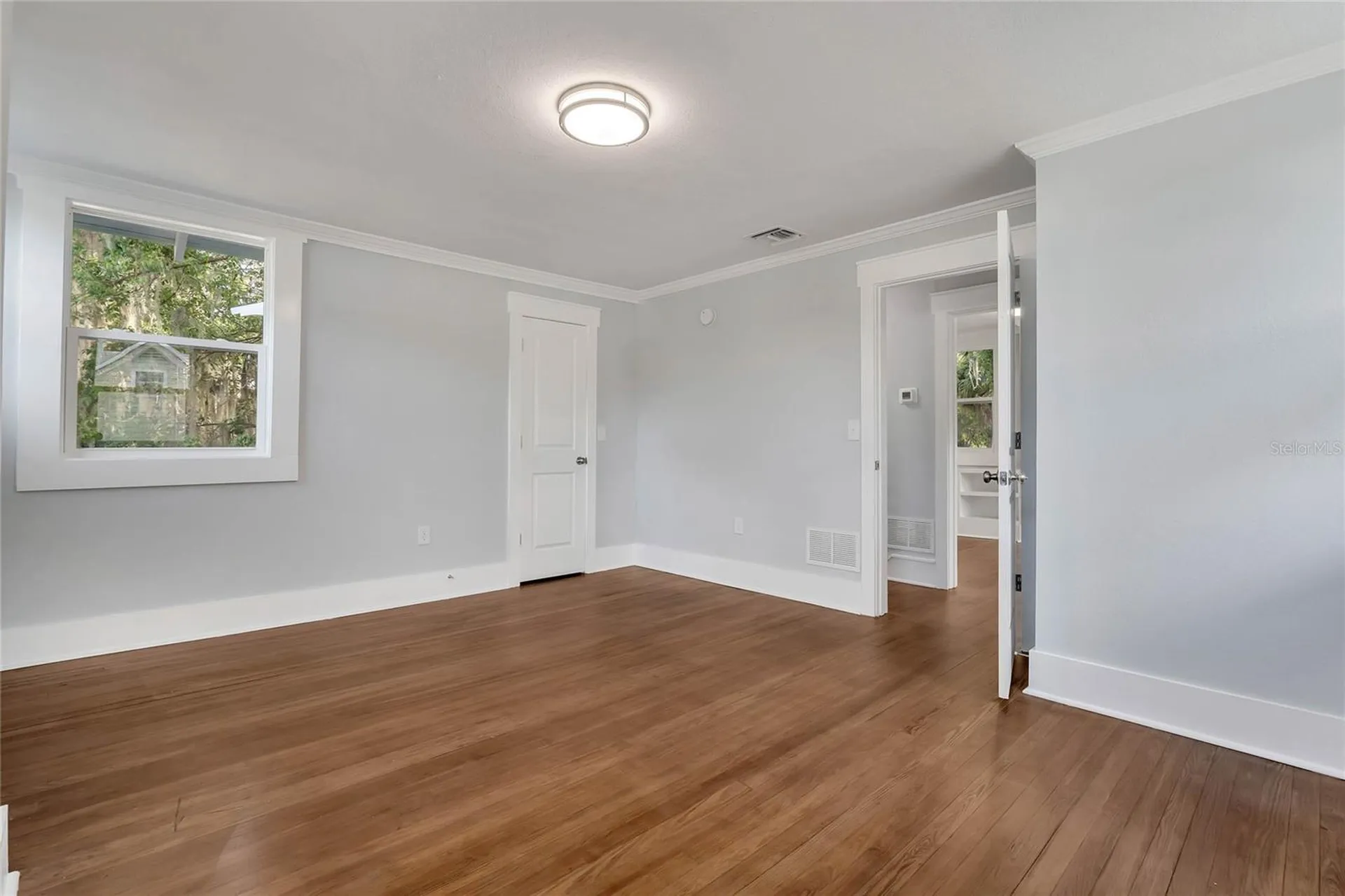 415 S 9th Street Leesburg FL 34748