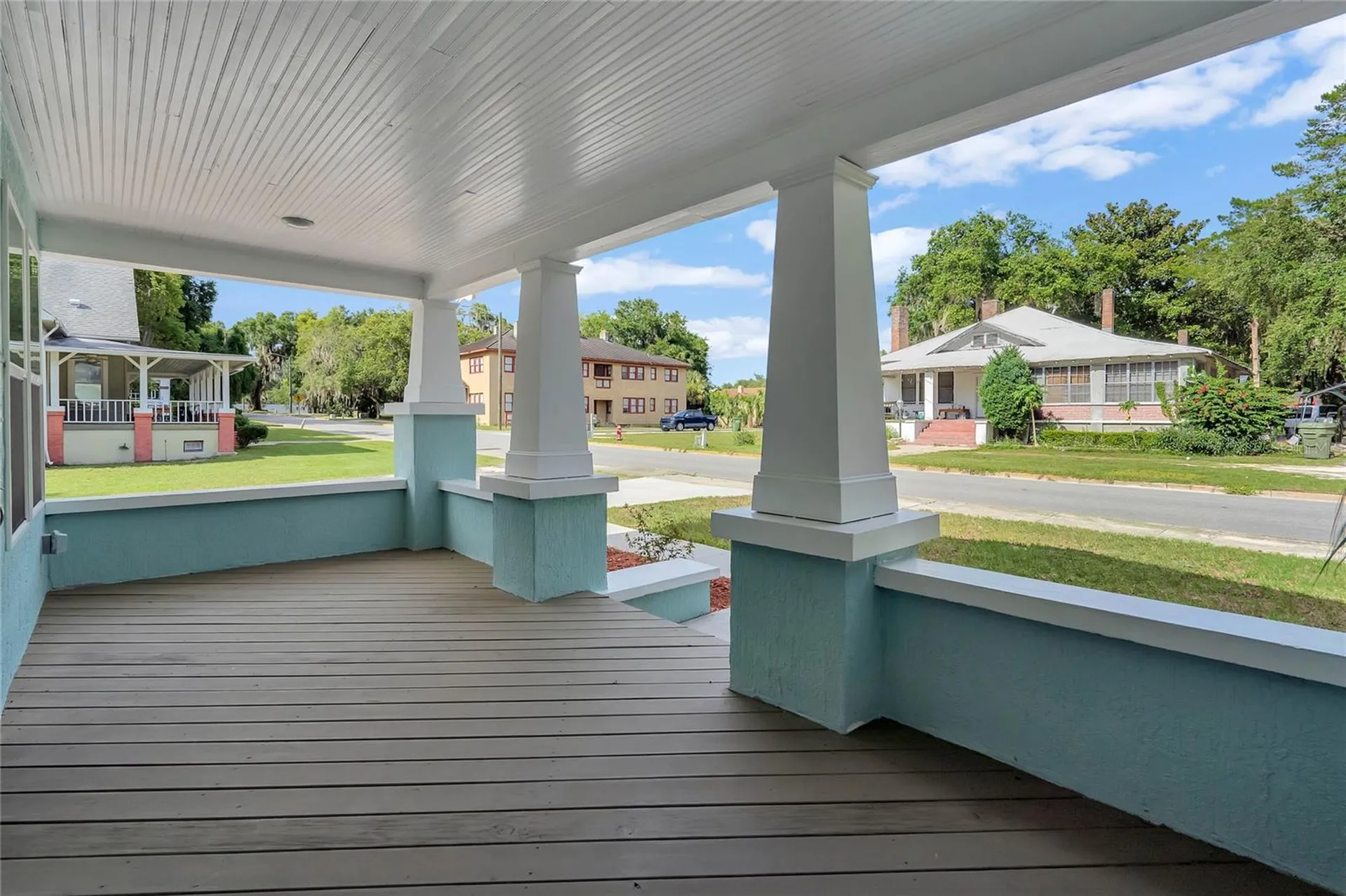 415 S 9th Street Leesburg FL 34748