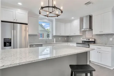 415 S 9th Street Leesburg FL 34748