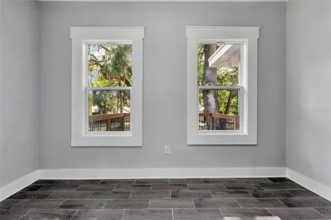 415 S 9th Street Leesburg FL 34748