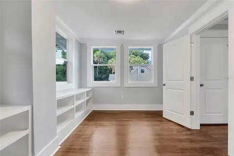 415 S 9th Street Leesburg FL 34748