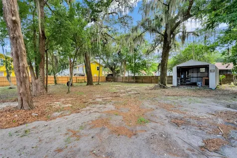 415 S 9th Street Leesburg FL 34748