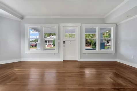 415 S 9th Street Leesburg FL 34748