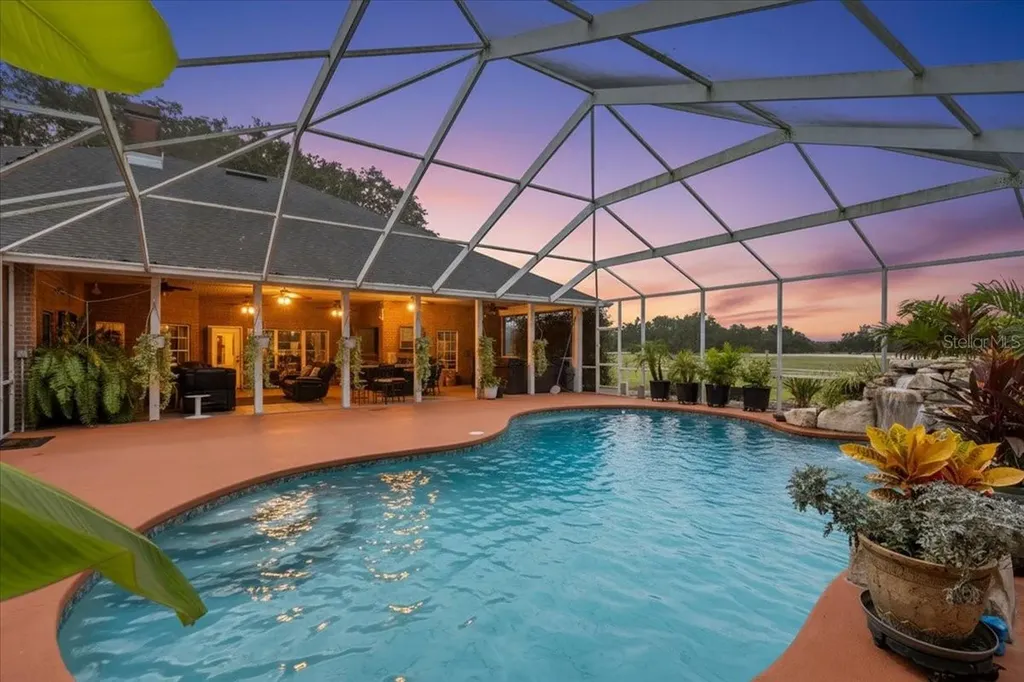 10151 NW 70th Street Chiefland FL 32626