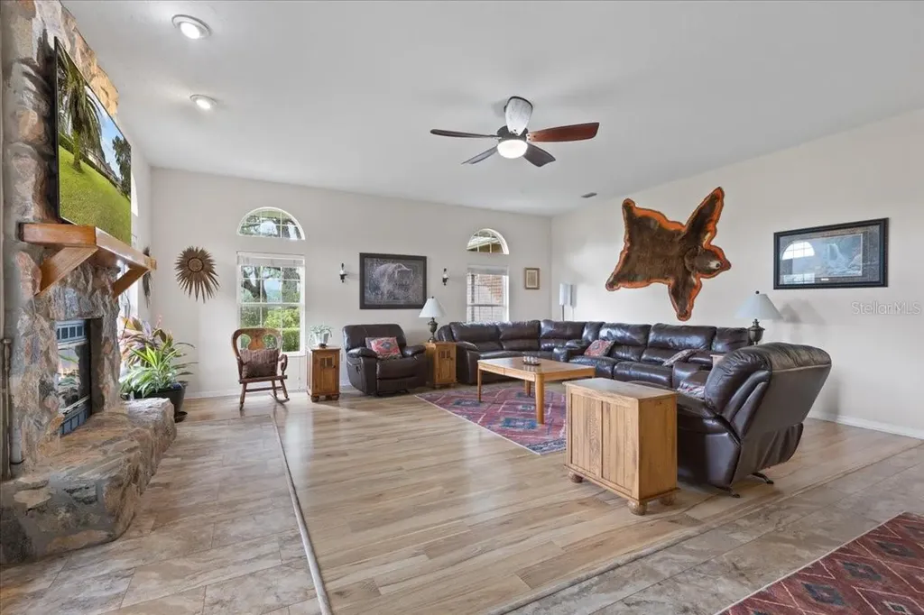 10151 NW 70th Street Chiefland FL 32626