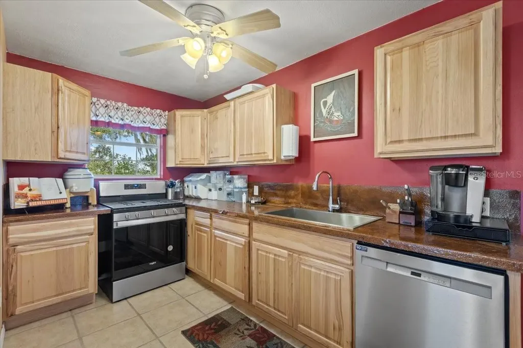 10151 NW 70th Street Chiefland FL 32626