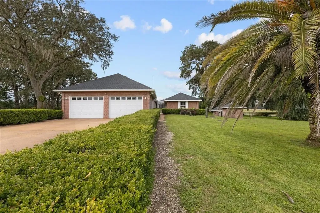 10151 NW 70th Street Chiefland FL 32626