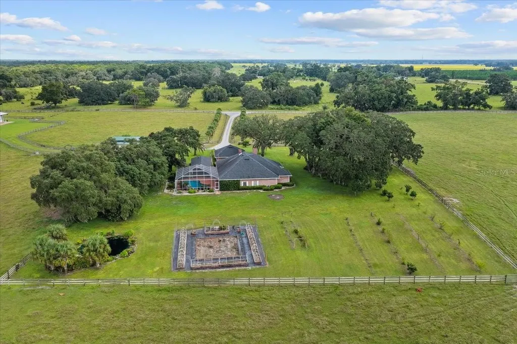 10151 NW 70th Street Chiefland FL 32626