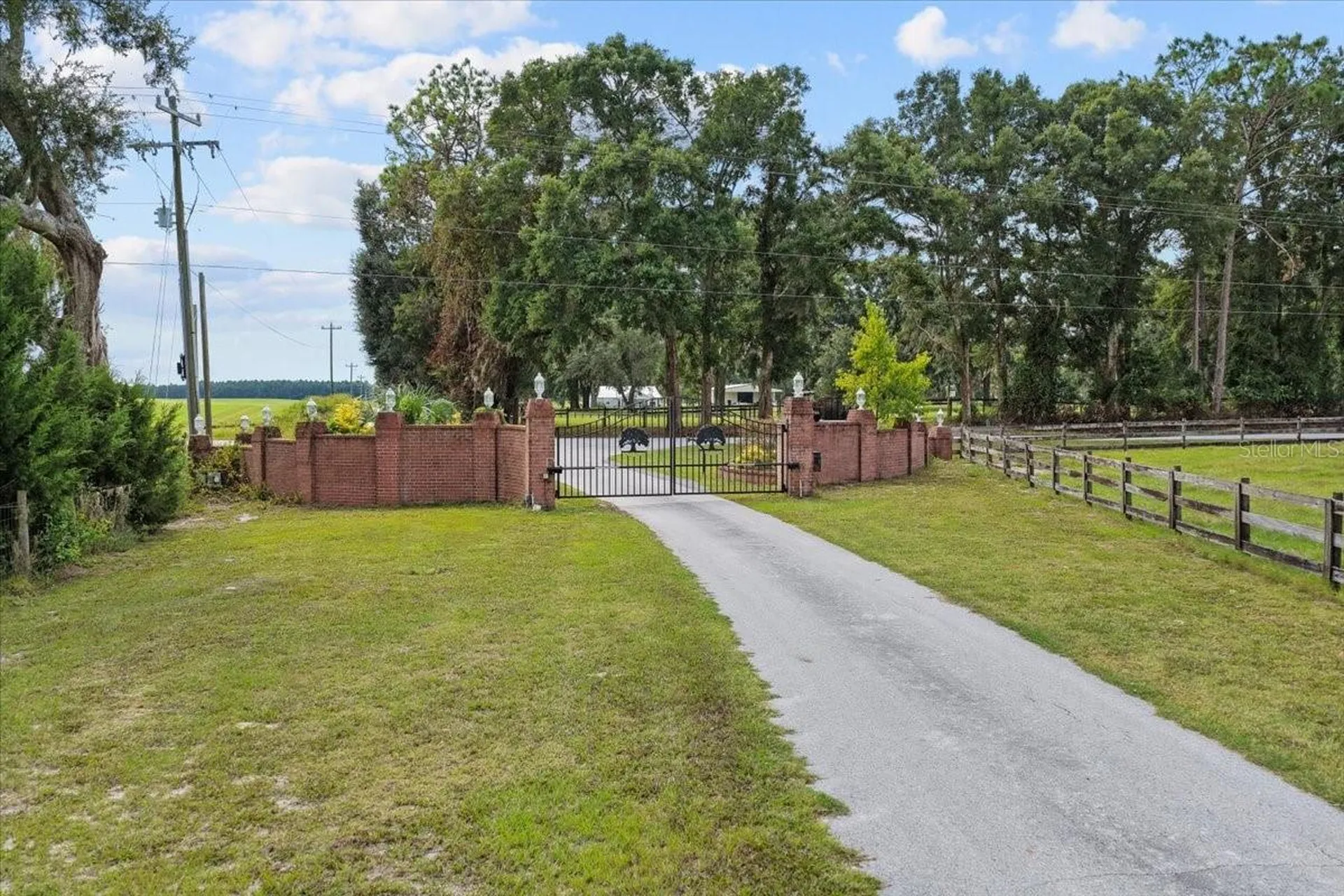 10151 NW 70th Street Chiefland FL 32626