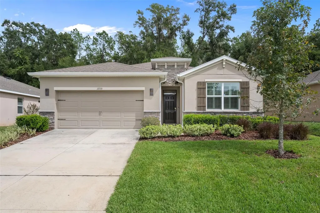 12735 Eastpointe Drive Dade City FL 33525