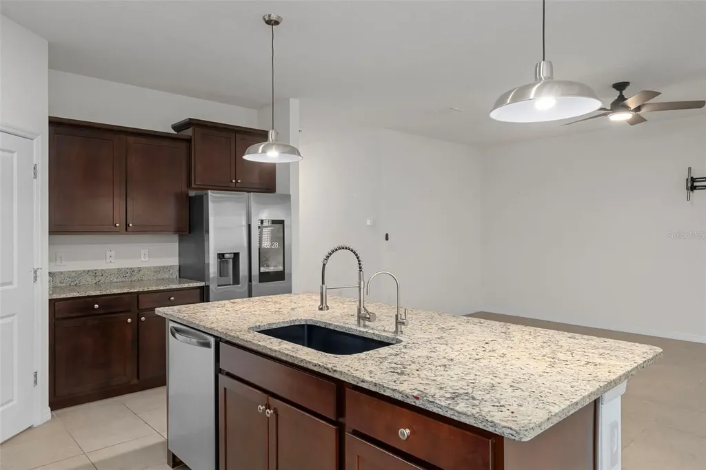 12735 Eastpointe Drive Dade City FL 33525
