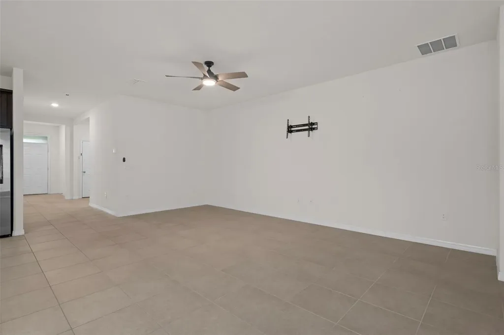 12735 Eastpointe Drive Dade City FL 33525