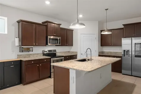 12735 Eastpointe Drive Dade City FL 33525