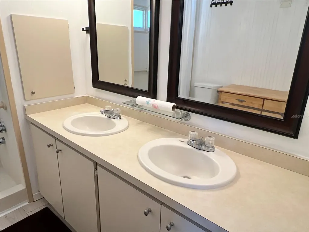 333 Mount Richmond Avenue NE St Petersburg FL 33702