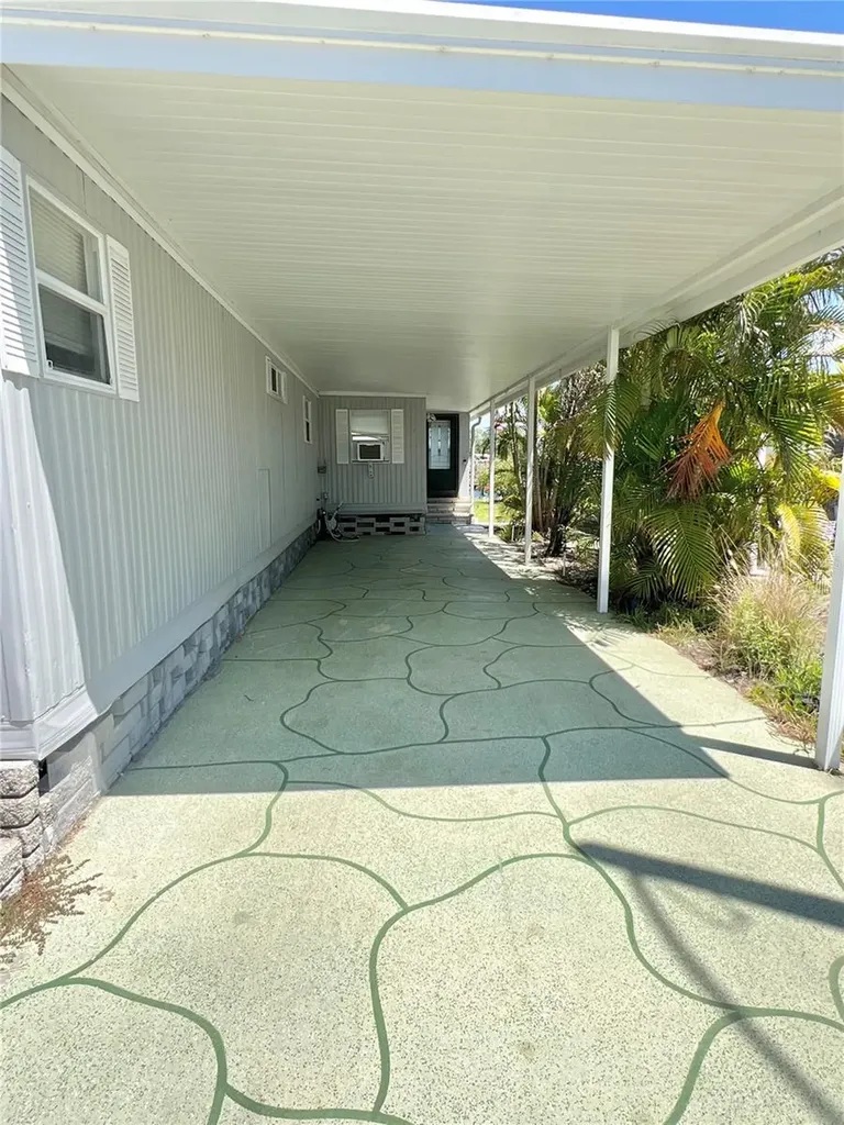 333 Mount Richmond Avenue NE St Petersburg FL 33702