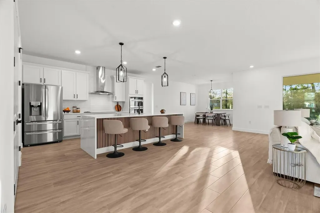 5724 Dallas Boulevard Orlando FL 32833