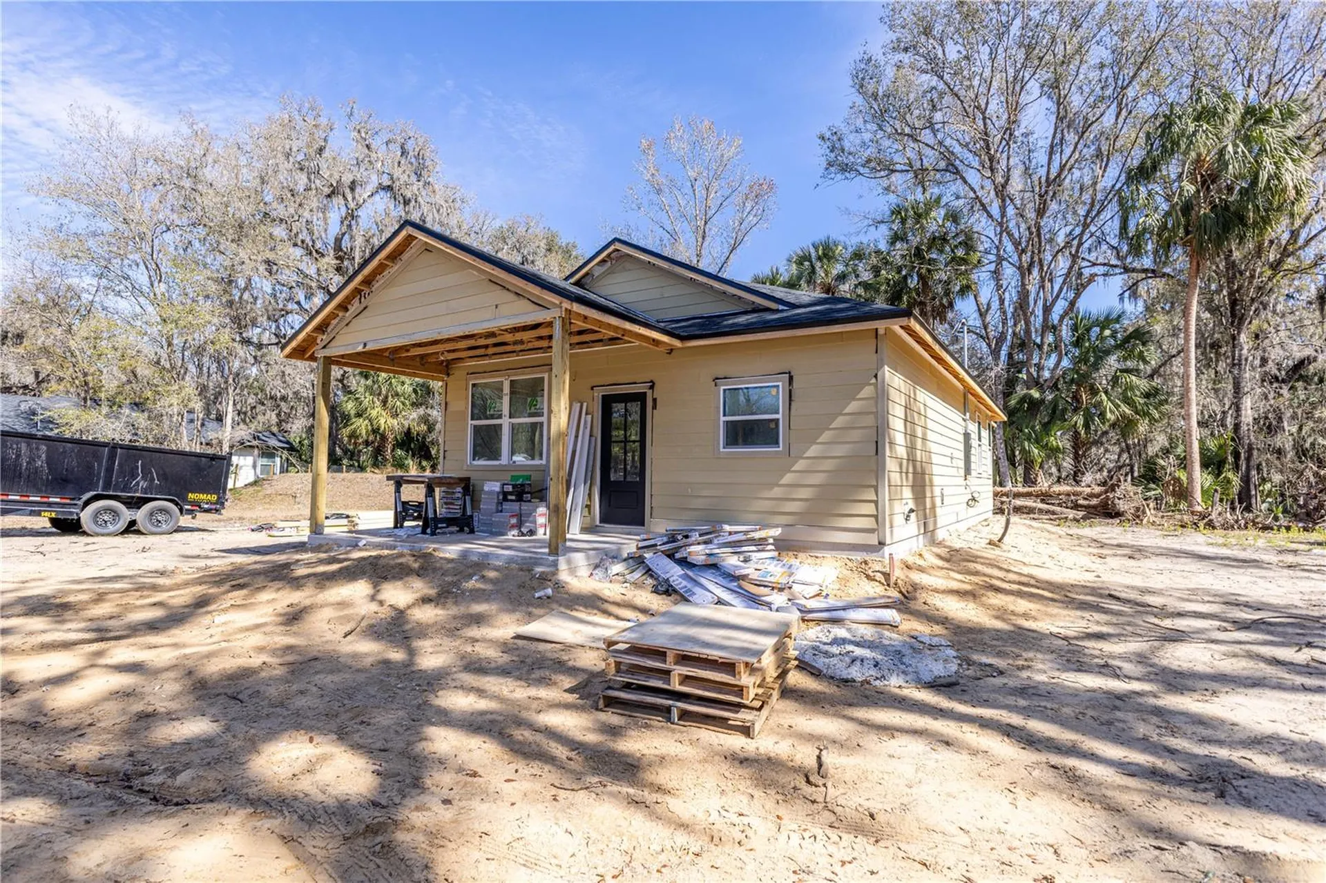 2276 Cr 423 Lake Panasoffkee FL 33538