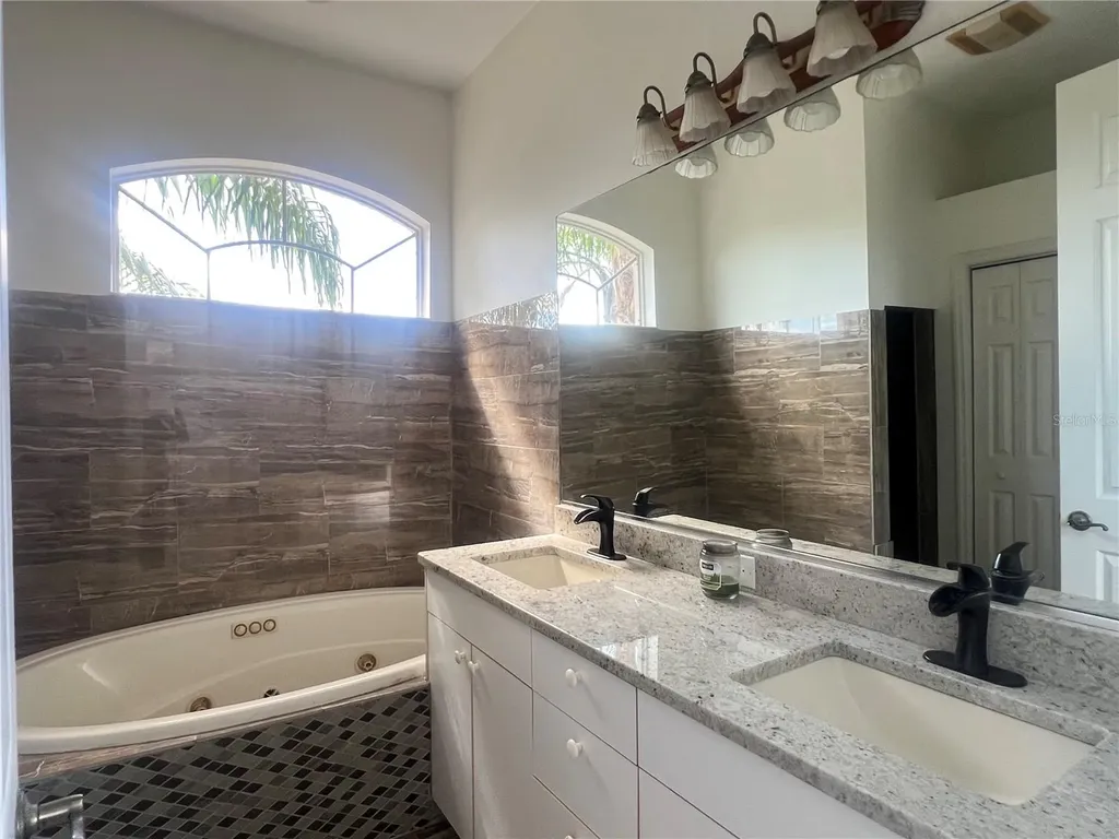 6222 Laurel Creek Trail Ellenton FL 34222