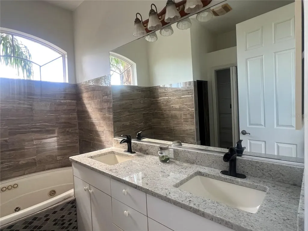6222 Laurel Creek Trail Ellenton FL 34222