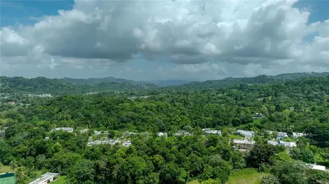 LOT-C42/43 Valle Escondido Guaynabo PR 00971