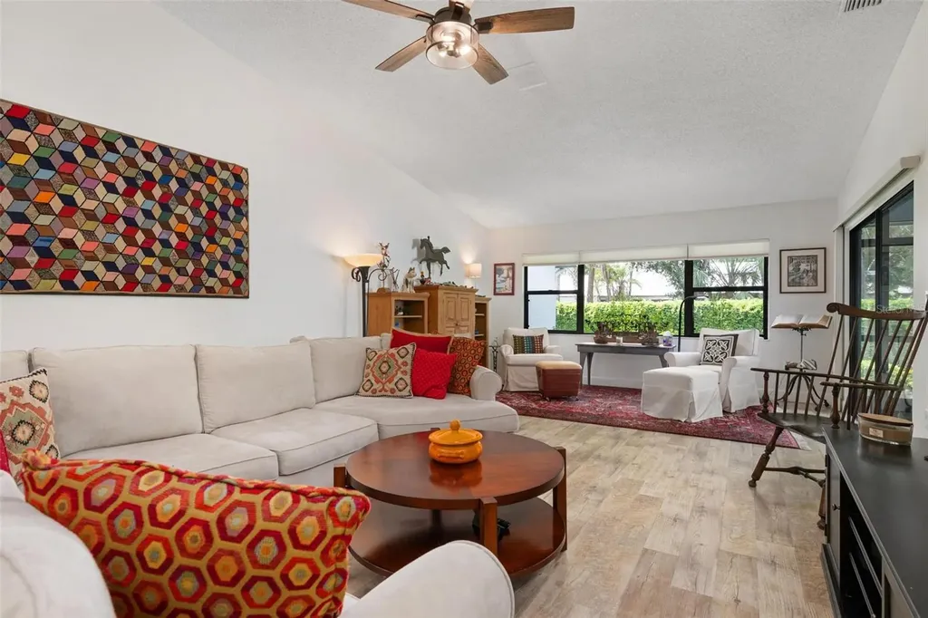 2644 Moss Oak Drive Sarasota FL 34231