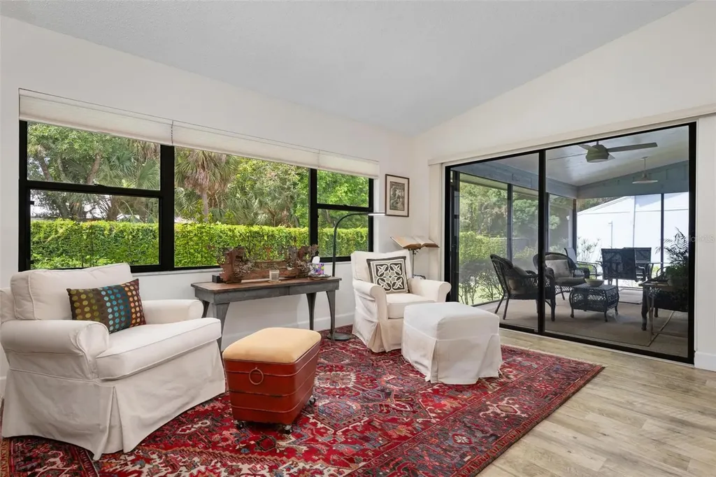 2644 Moss Oak Drive Sarasota FL 34231