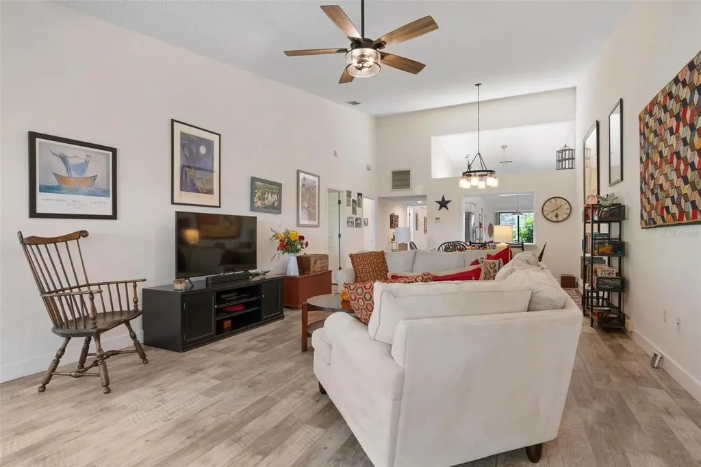 2644 Moss Oak Drive Sarasota FL 34231