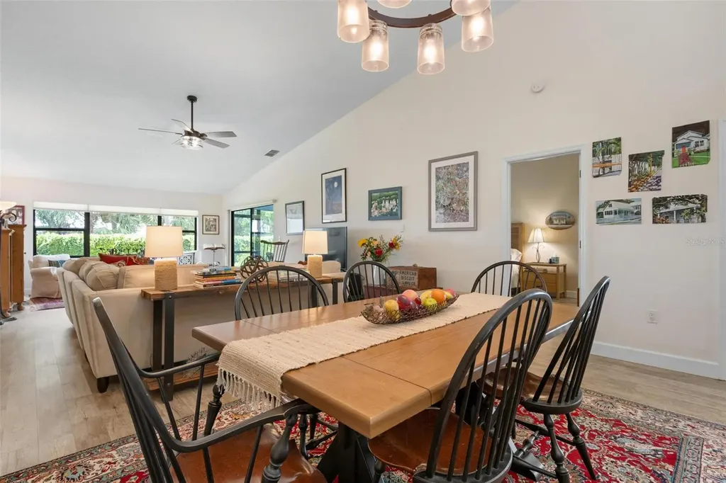 2644 Moss Oak Drive Sarasota FL 34231