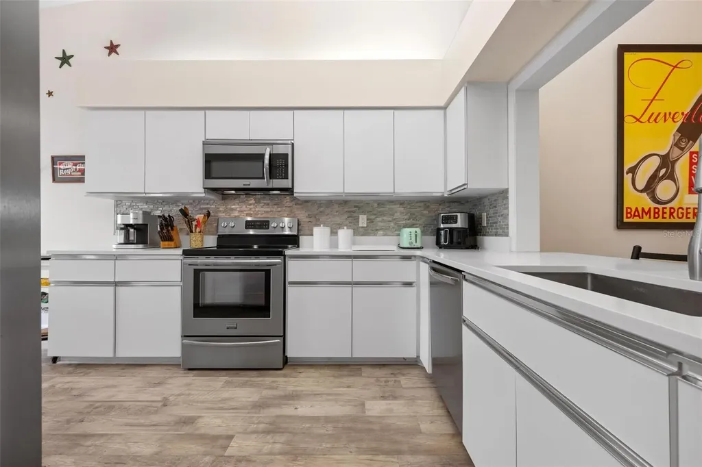 2644 Moss Oak Drive Sarasota FL 34231