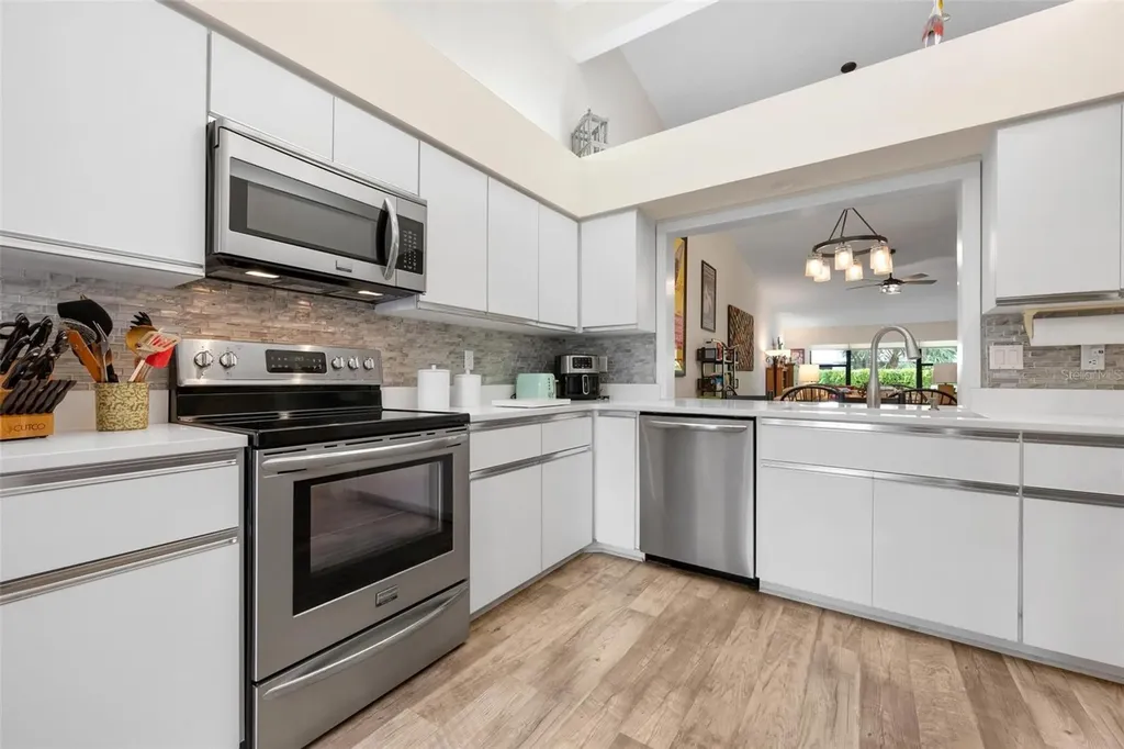 2644 Moss Oak Drive Sarasota FL 34231