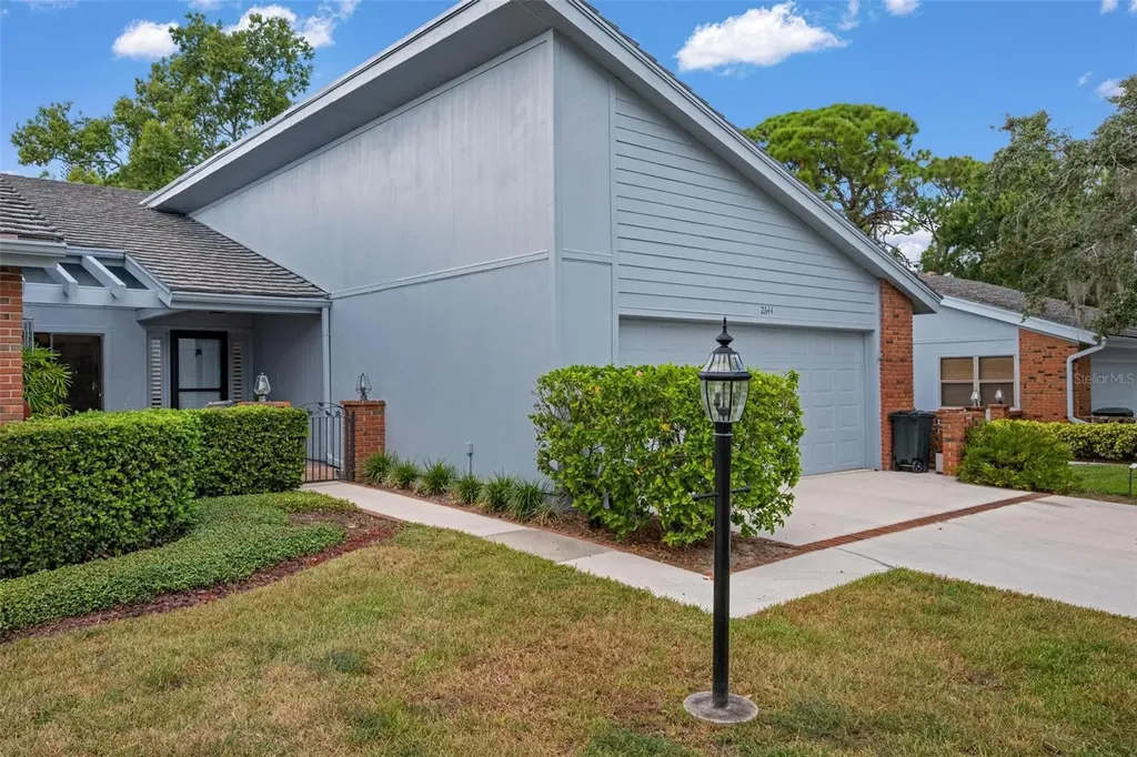 2644 Moss Oak Drive Sarasota FL 34231