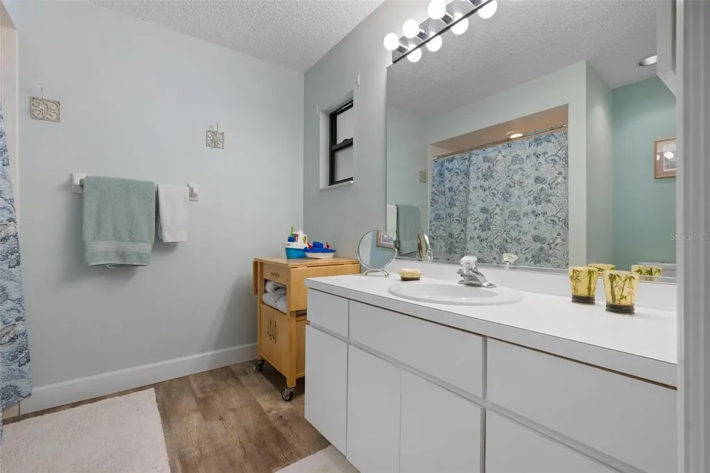 2644 Moss Oak Drive Sarasota FL 34231