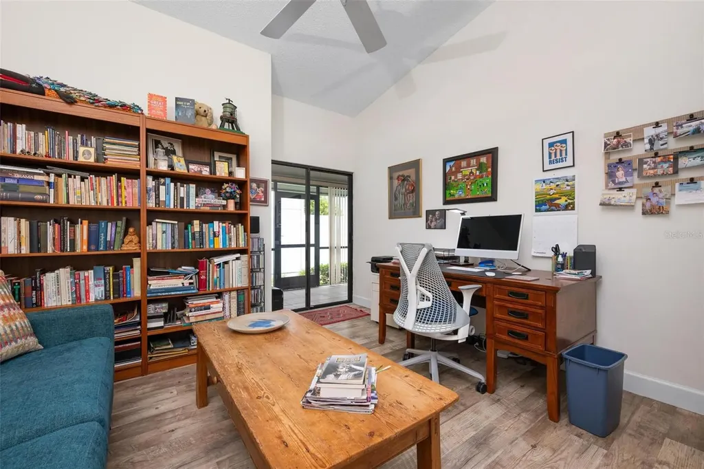 2644 Moss Oak Drive Sarasota FL 34231