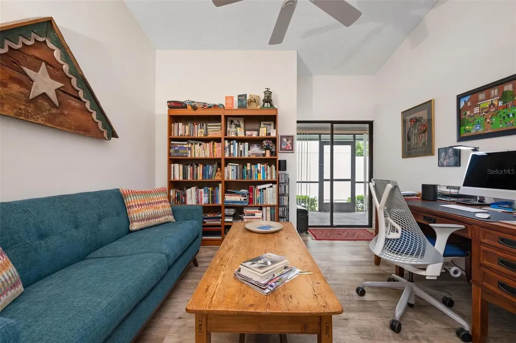 2644 Moss Oak Drive Sarasota FL 34231