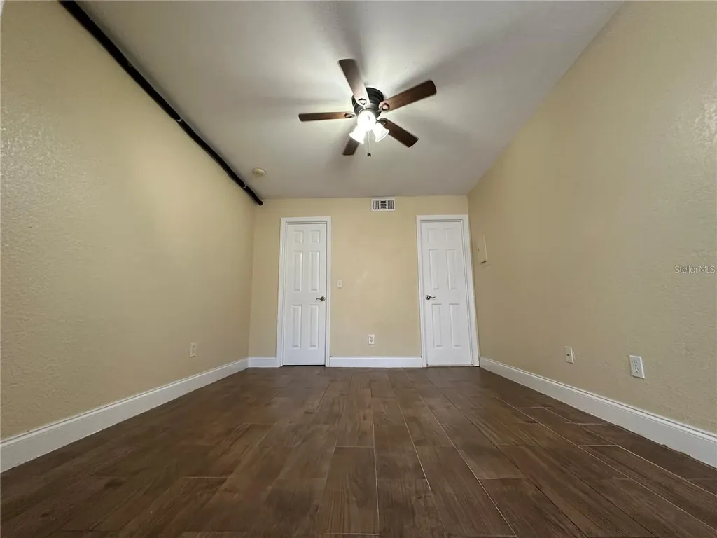 5108 Conroy Road Orlando FL 32811