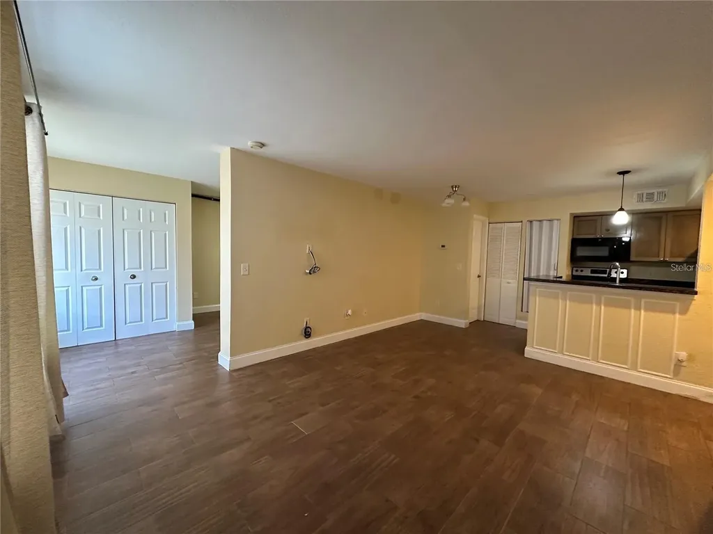 5108 Conroy Road Orlando FL 32811