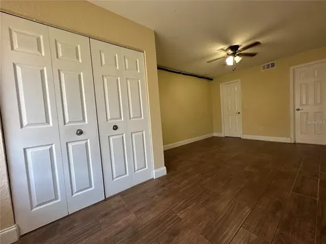 5108 Conroy Road Orlando FL 32811
