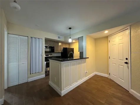 5108 Conroy Road Orlando FL 32811