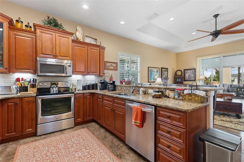 548 Narrow Pond Road Polk City FL 33868