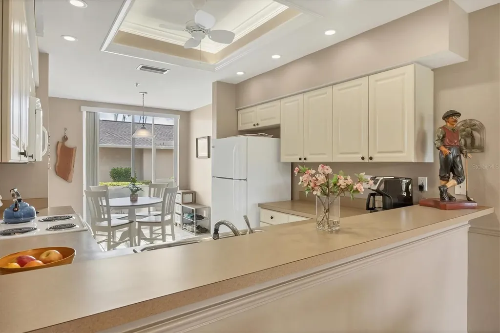 9590 High Gate Drive Sarasota FL 34238