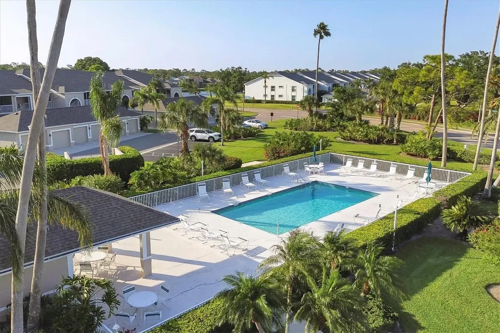 9590 High Gate Drive Sarasota FL 34238