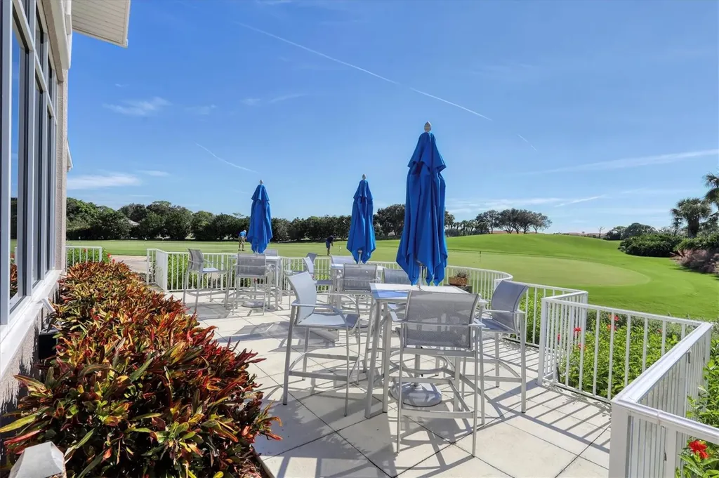 9590 High Gate Drive Sarasota FL 34238