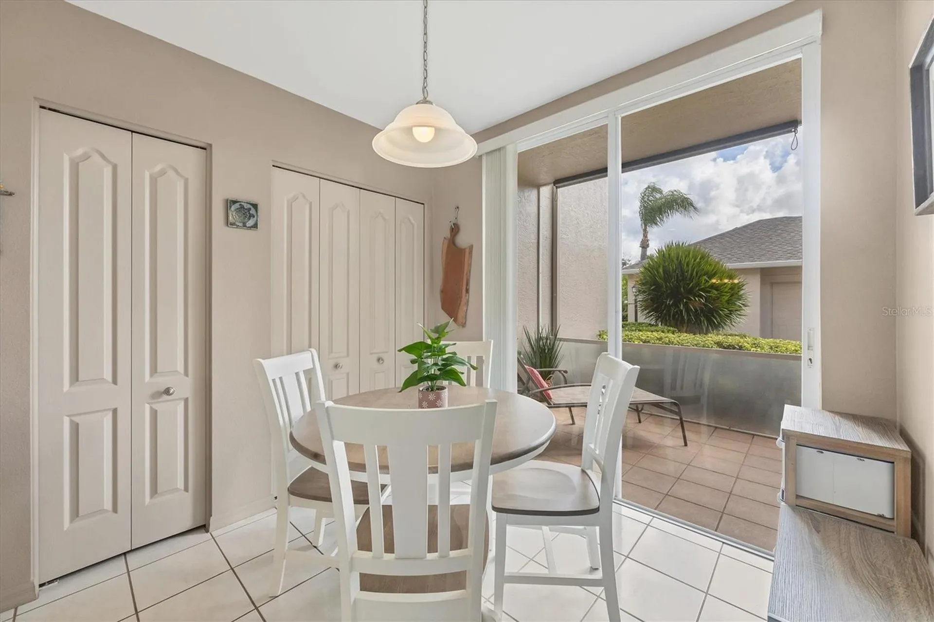 9590 High Gate Drive Sarasota FL 34238